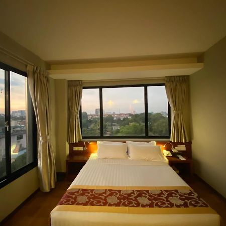 يانغون My Dream Hotel المظهر الخارجي الصورة